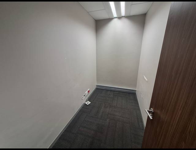536M² OFFICE TO LET IN WOODMEAD